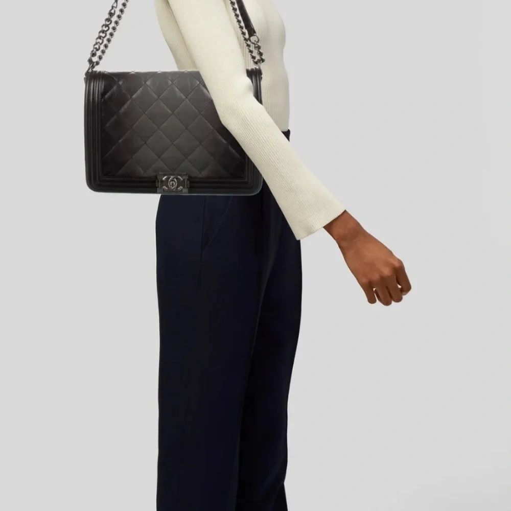 Chanel XL Ombre boy bag - Picture 3 of 5